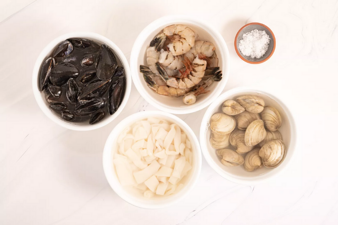 Mì ý hải sản sốt cà chua