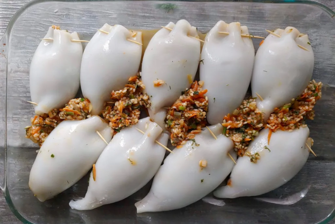 Mực nhồi Hy Lạp