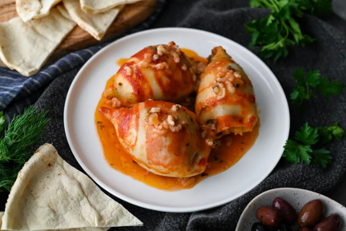 Mực nhồi Hy Lạp