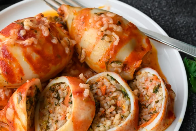 Mực nhồi Hy Lạp