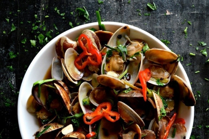 Nghêu xào đậu đen