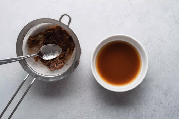 Ốc móng tay xào me