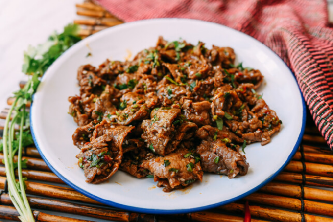 Salad bò cay kiểu Trung