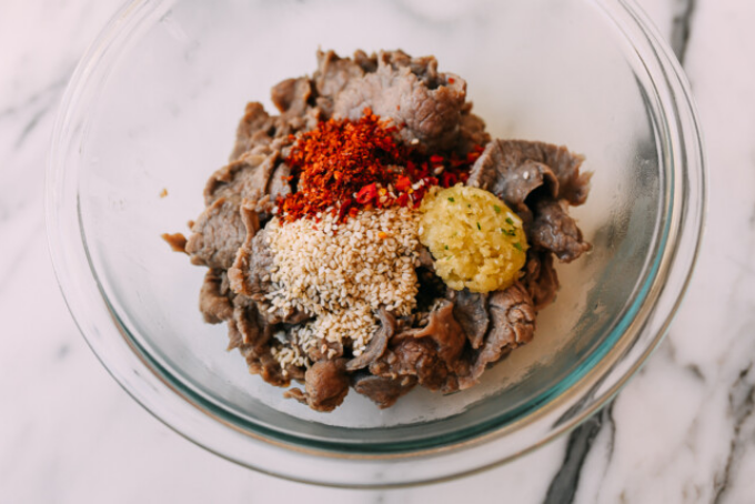 Salad bò cay kiểu Trung