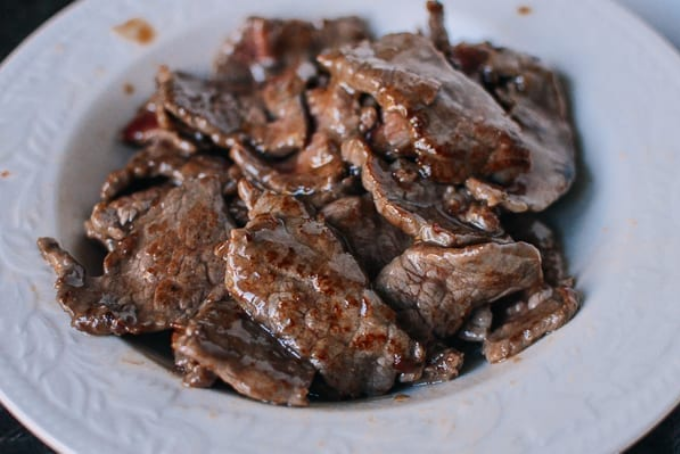 Thịt bò xào nấm kiểu Trung