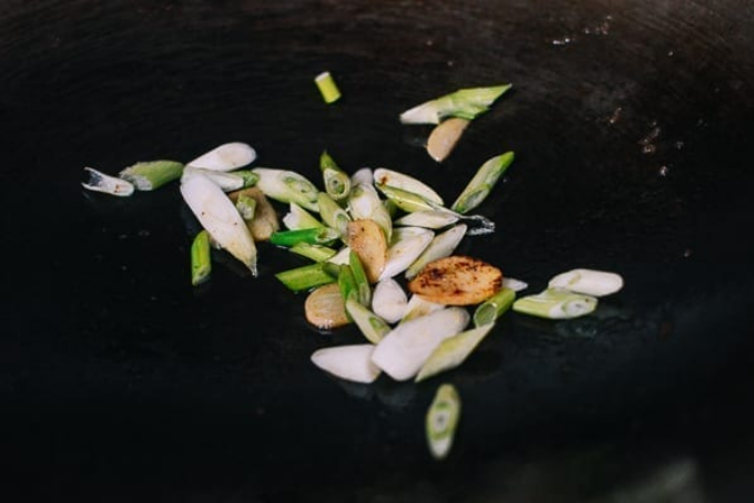 Thịt bò xào nấm kiểu Trung
