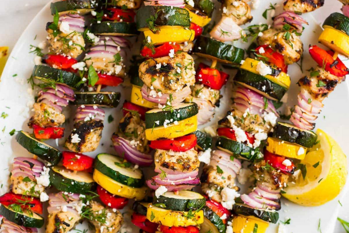 Thịt gà xiên nướng địa trung hải