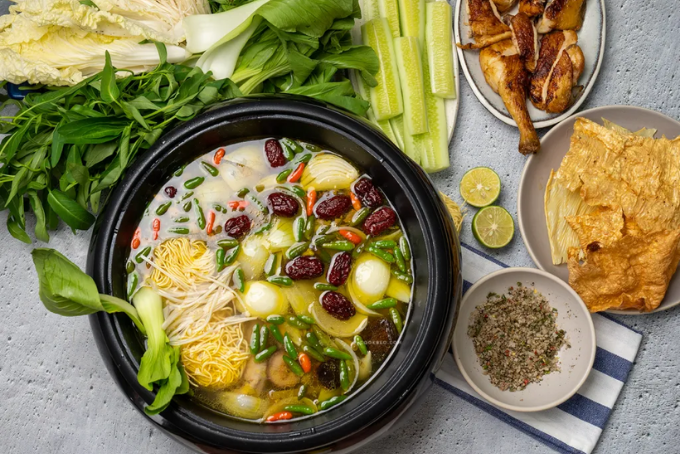 Lẩu gà ớt hiểm