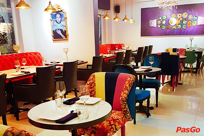 Nhà hàng Naka Thai Ngô Đức Kế 12