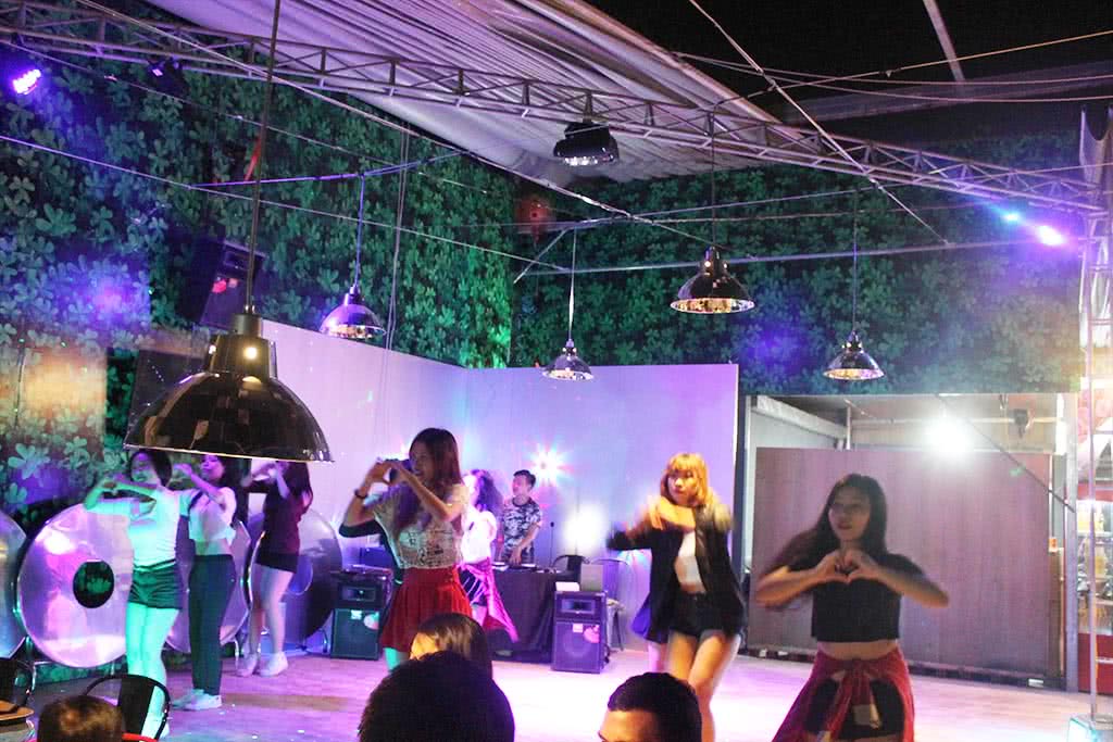 nhà hàng kpop bbq phạm hùng không gian 2