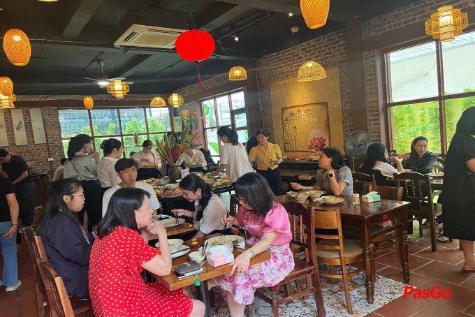 Chay Tâm Sen - Ngoại Giao Đoàn-13