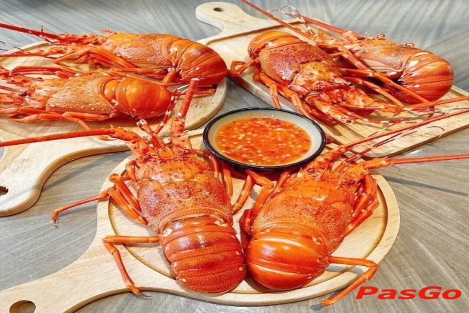 Hoàng Phố - Nguyễn Thị Định-1