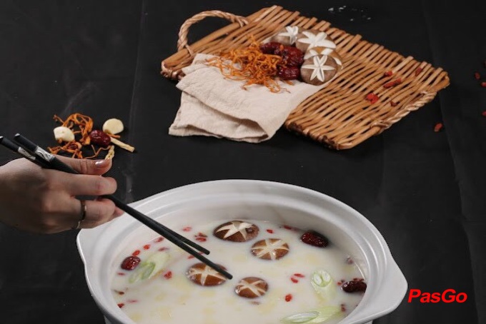 Hoàng Phố - Nguyễn Thị Định-8