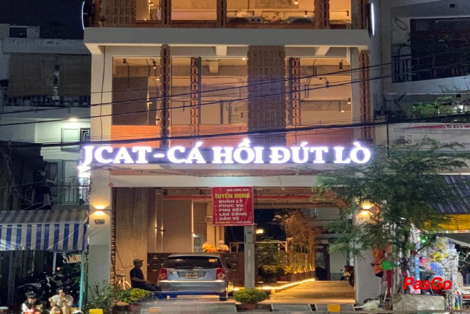 JCAT - Cá Hồi Đút Lò - 575 Cách Mạng Tháng 8-12