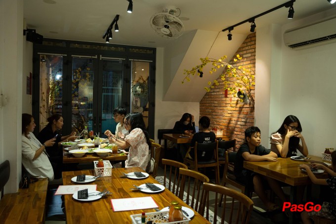 JCAT - Cá Hồi Đút Lò - 575 Cách Mạng Tháng 8-14