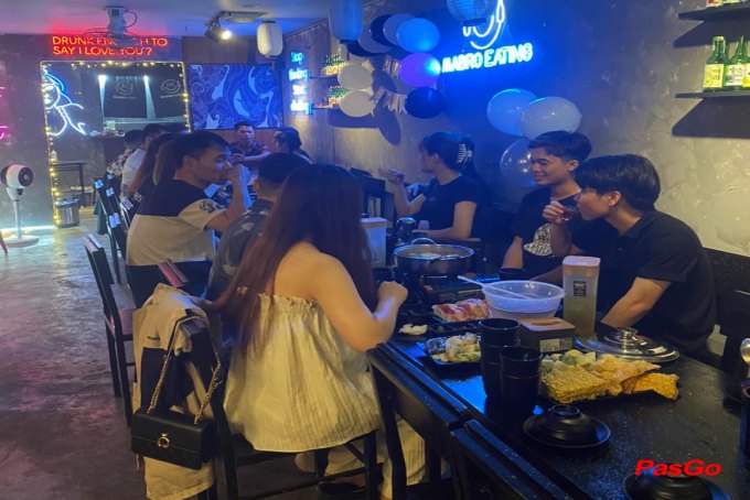 Mabro Eating - Nguyễn Hiền-14