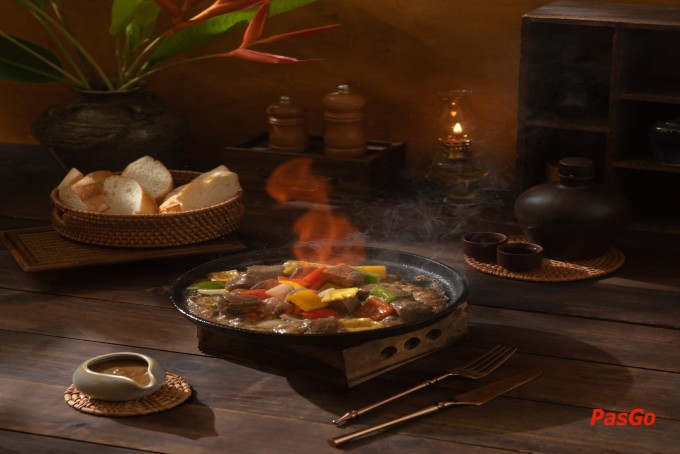 Old Hanoi Restaurant - Tôn Thất Thiệp-10