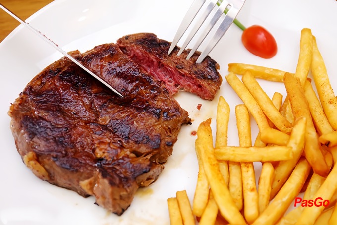 Nhà hàng OLiu Đỏ - Hoàng Diệu-2