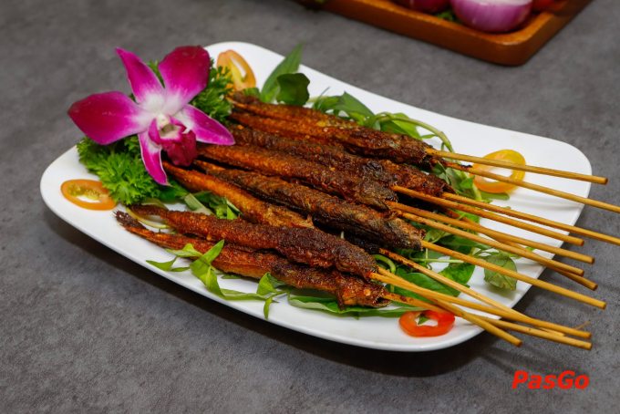 Nhà hàng Tàu Bến Nghé - Nguyễn Tất Thành-4