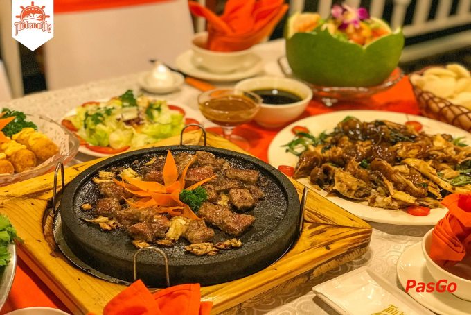 Nhà hàng Tàu Bến Nghé - Nguyễn Tất Thành-6