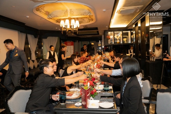 The Rhythms - Hàng Dầu-14