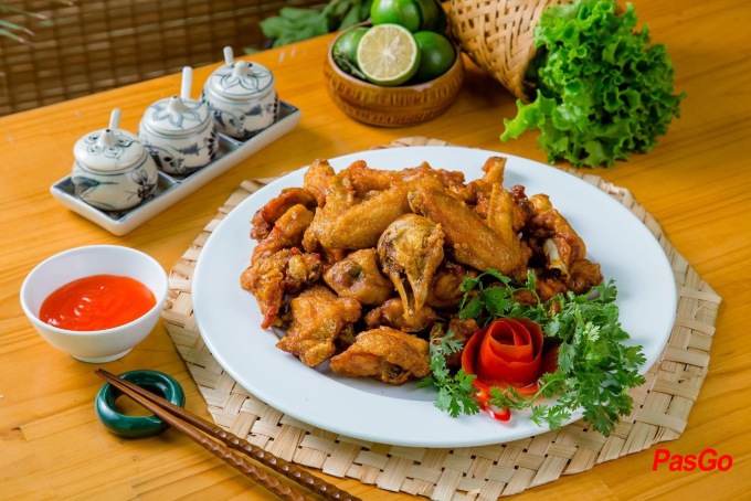 Thế Giới Gà - Văn Quán-1