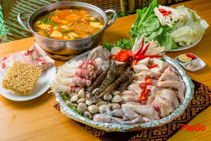 Thế Giới Gà - Văn Quán-2