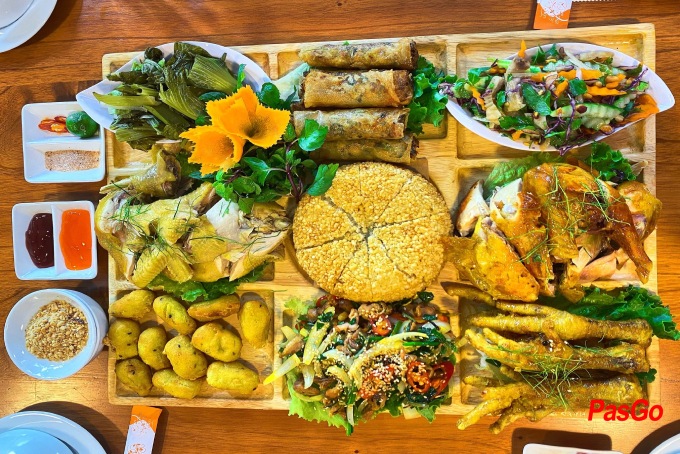 Thế Giới Gà - Văn Quán-6