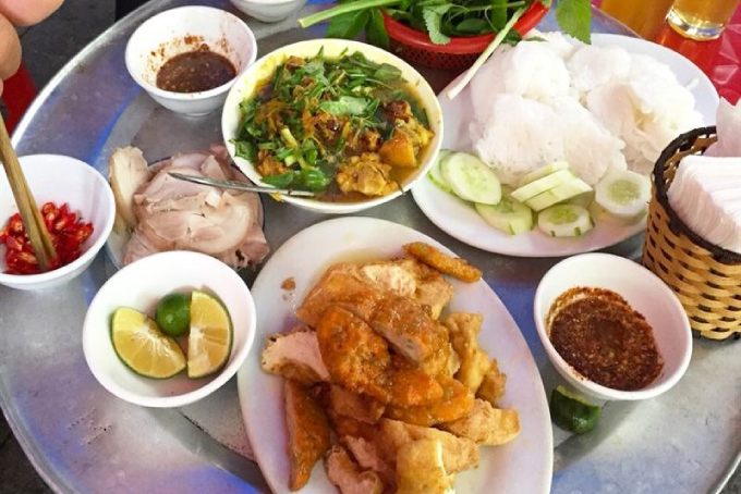 bún đậu phố cổ Phùng Hưng Hoàn Kiếm