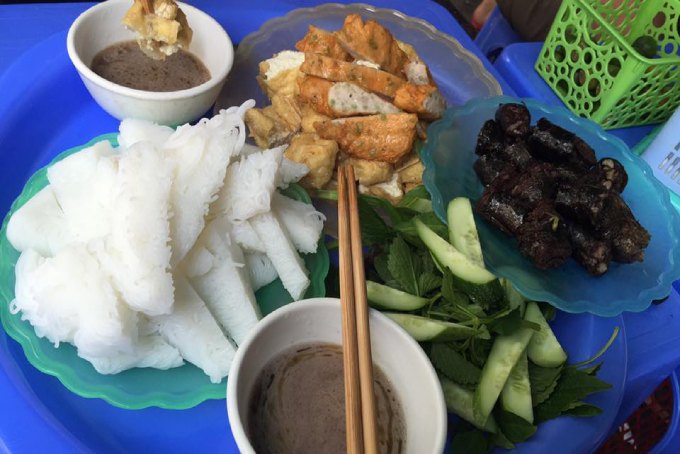 bún đậu phố cổ Mã Mây