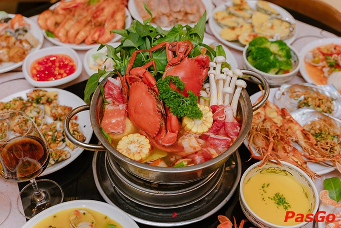 Bay Seafood Buffet lẩu hải sản