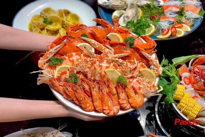 Bay Seafood Buffet tôm