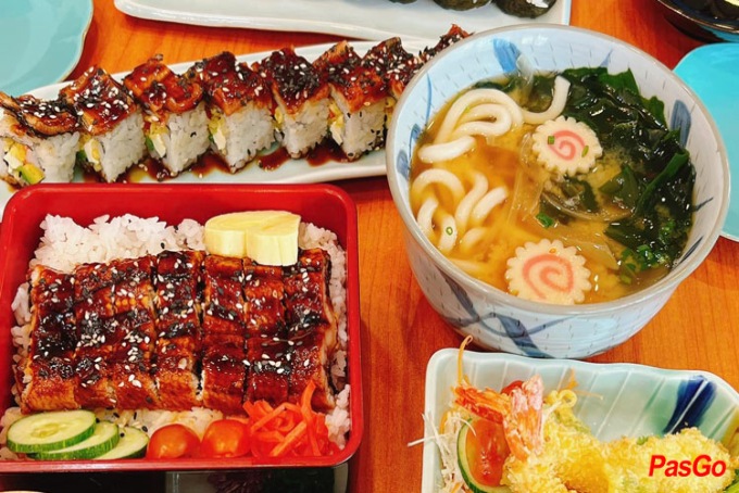 Chuỗi Sushi Tokyo Town món nóng 