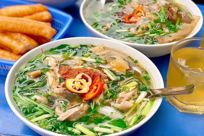 phở đắt nhất Hà Nội phở gà Châm Yên Ninh