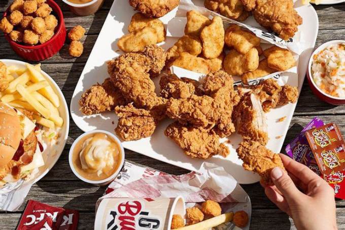 quán ăn Vincom Bà Triệu KFC