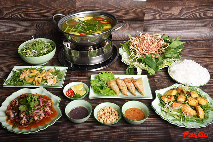 Nhà hàng Chả Cá Ngon Royal City 5