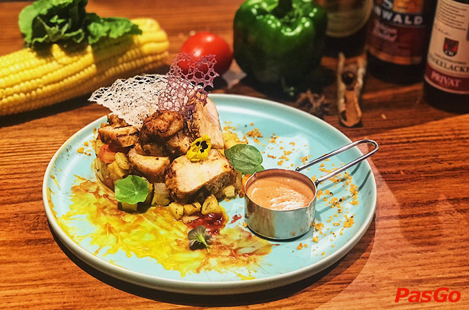  Shi Lounge and Wine Bar - Lê Văn Thiêm 