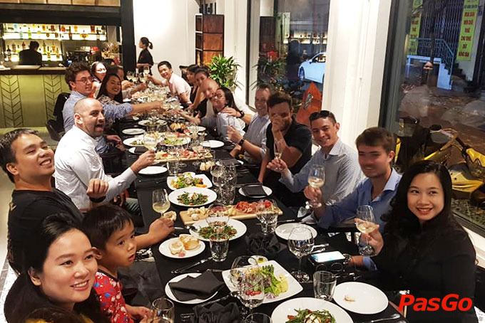 Chuỗi nhà hàng EMM’s French Bistro  11