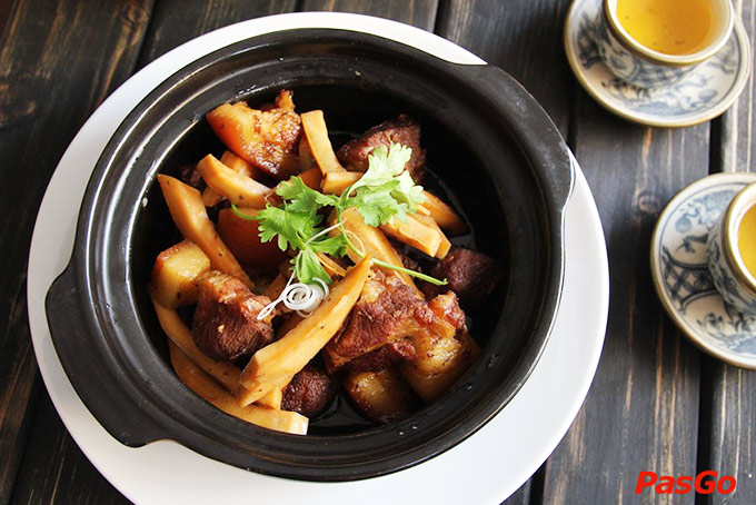 Nhà hàng Cơm Gạo Mới Hoàng Đạo Thúy 4