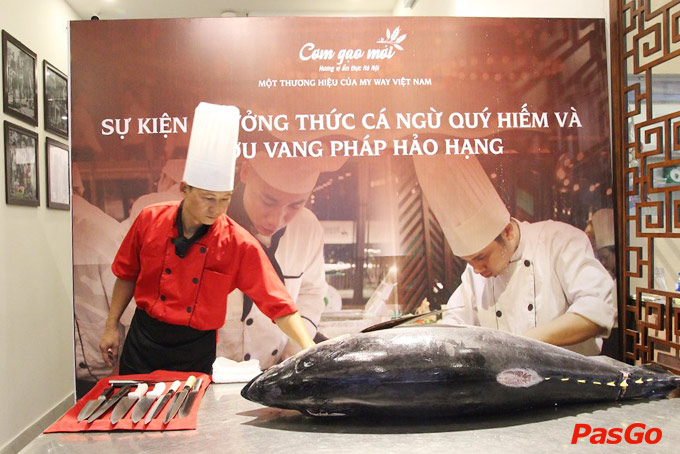 Nhà hàng Cơm Gạo Mới Hoàng Đạo Thúy 8