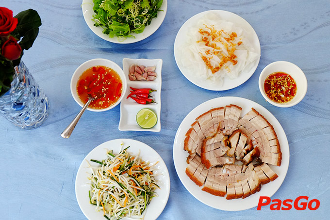 Nhà hàng Donald Trung Nguyễn Văn Lượng 3