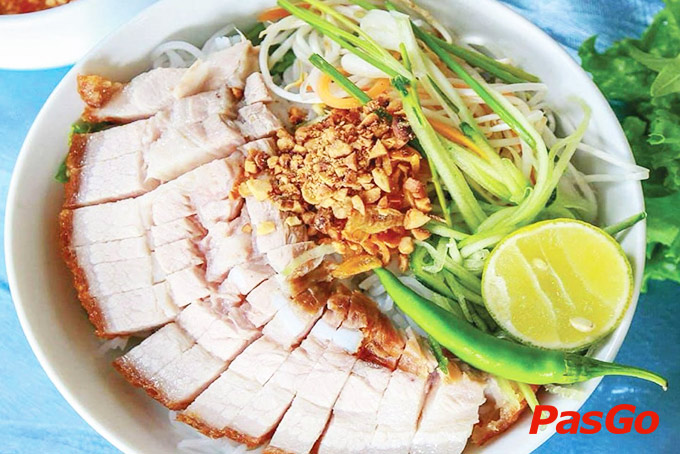 Nhà hàng Donald Trung Nguyễn Văn Lượng 6