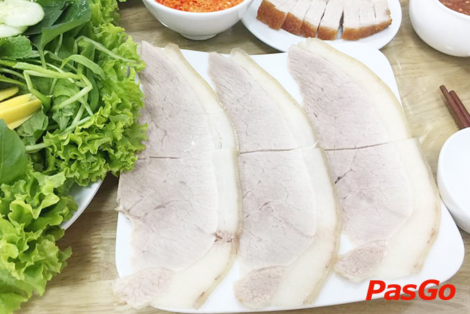 Nhà hàng Donald Trung Nguyễn Văn Lượng 7