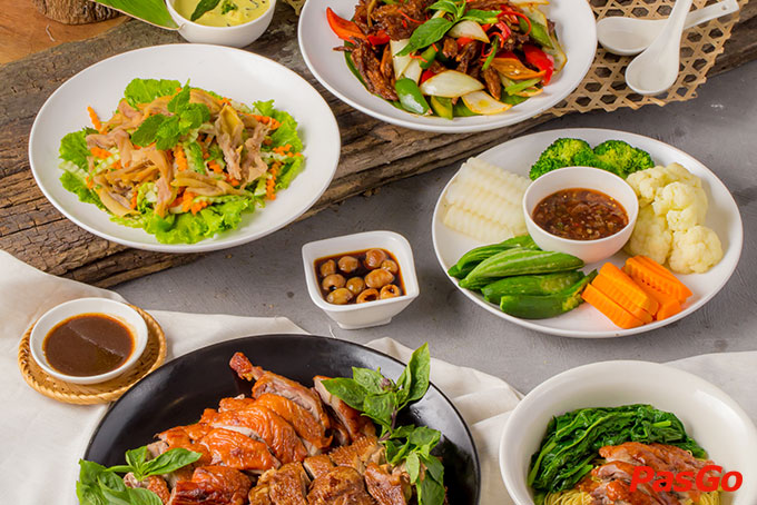 Nhà hàng Duck Plus Vũ Phạm Hàm  8