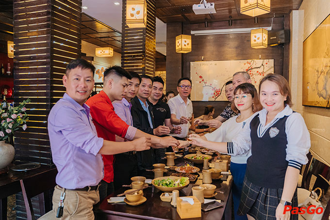 Nhà hàng Gia Quán Phùng Hưng  15