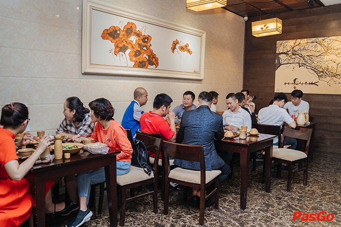 Nhà hàng Gia Quán Phùng Hưng 16