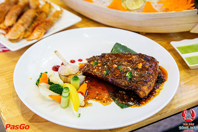 Nhà hàng Hải Sản Sông Hàn Trần Hưng Đạo 8