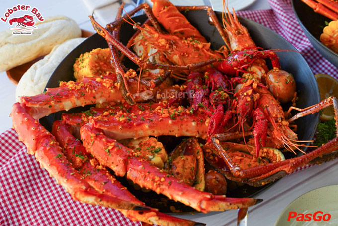 Nhà hàng Lobster Bay Trương Công Định 11