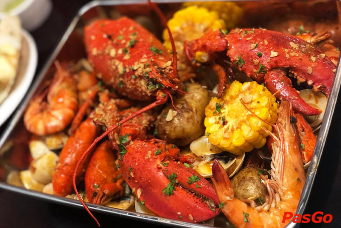 Nhà hàng Mr. Tôm Nguyễn Sơn  3