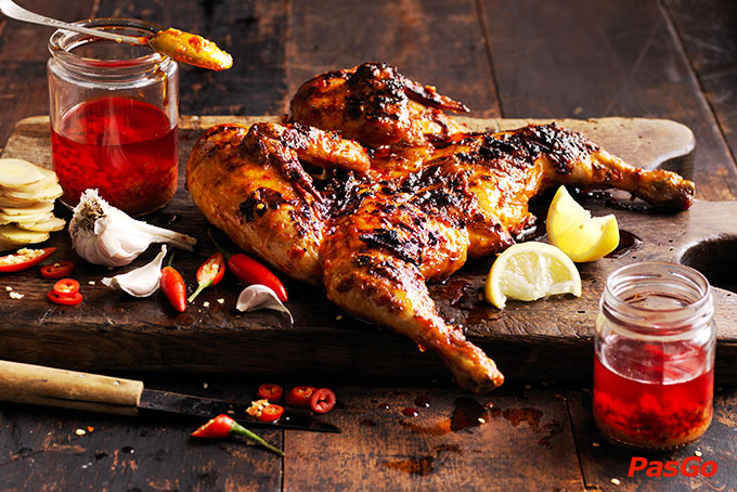 Nhà hàng Oporto Hồ Tùng Mậu 3